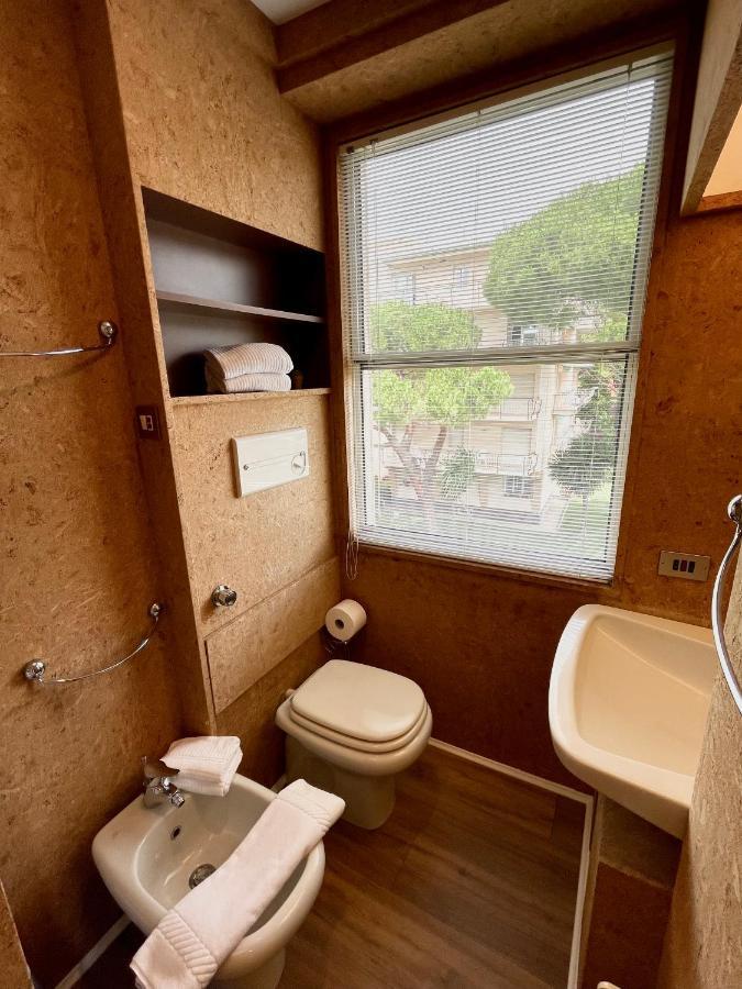 Casa Vacanze Il Veliero Apartment Bordighera Exterior foto